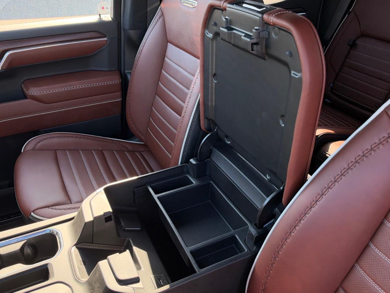 2026 GMC Sierra 1500 Crew Cab Short Box 4-Wheel Drive Denali Ultimate Photo