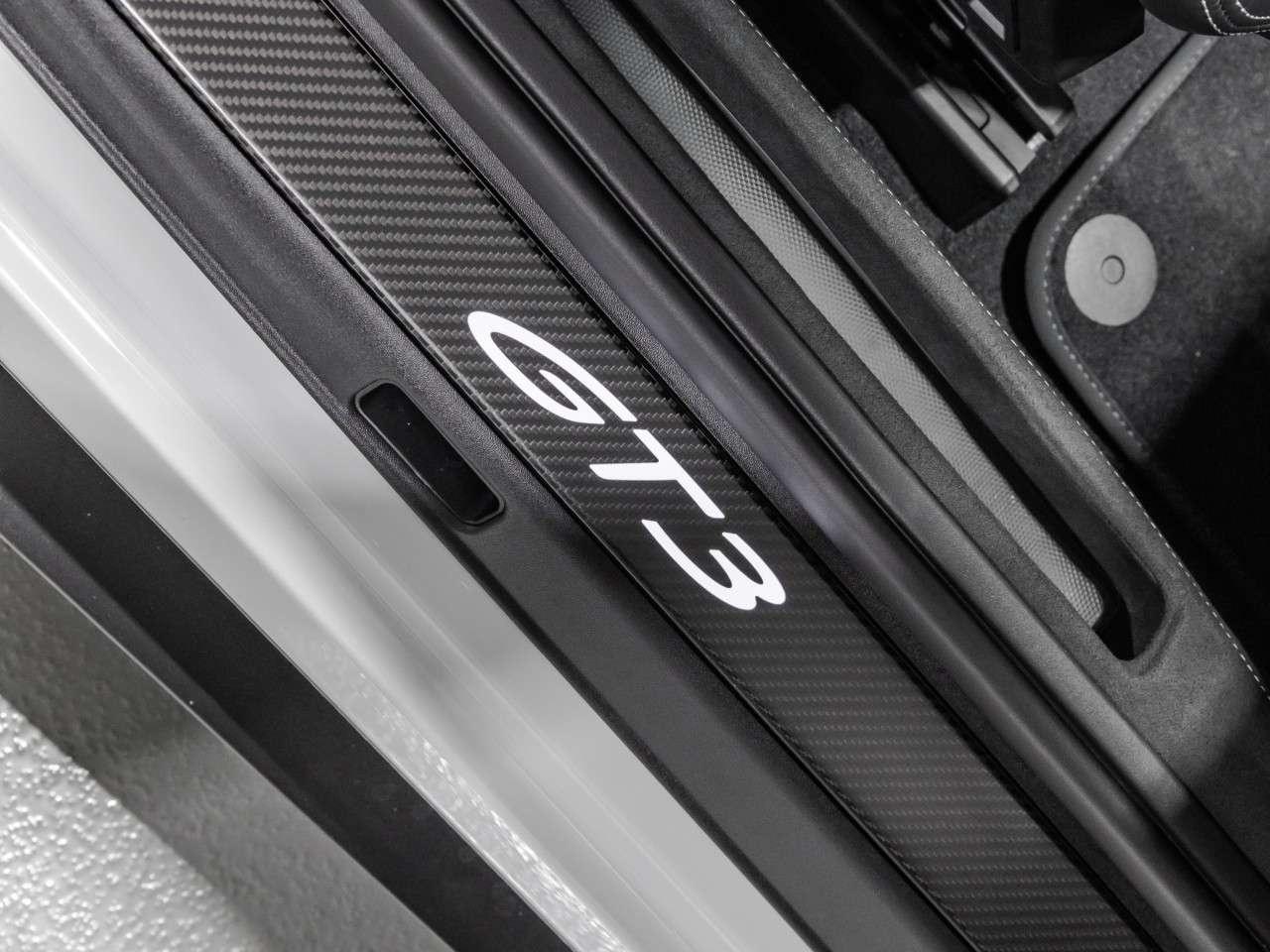 2026 Porsche 911 GT3 Coupe Photo
