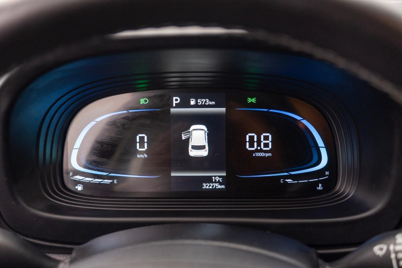 2025 Hyundai Venue Preferred IVT Photo