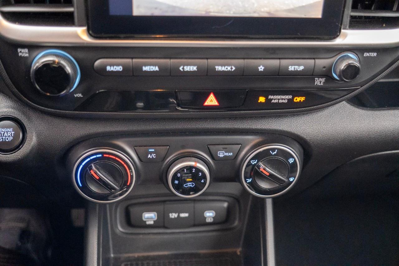 2025 Hyundai Venue Preferred IVT Photo