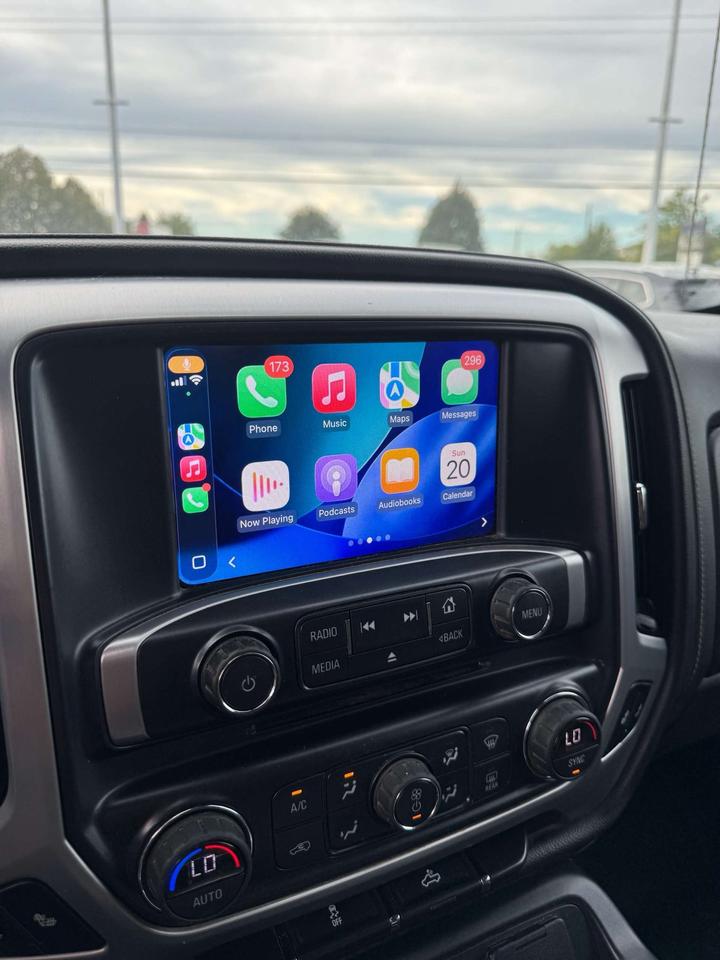 2017 GMC Sierra 1500 4WD Crew Cab 143.5 SLE Photo