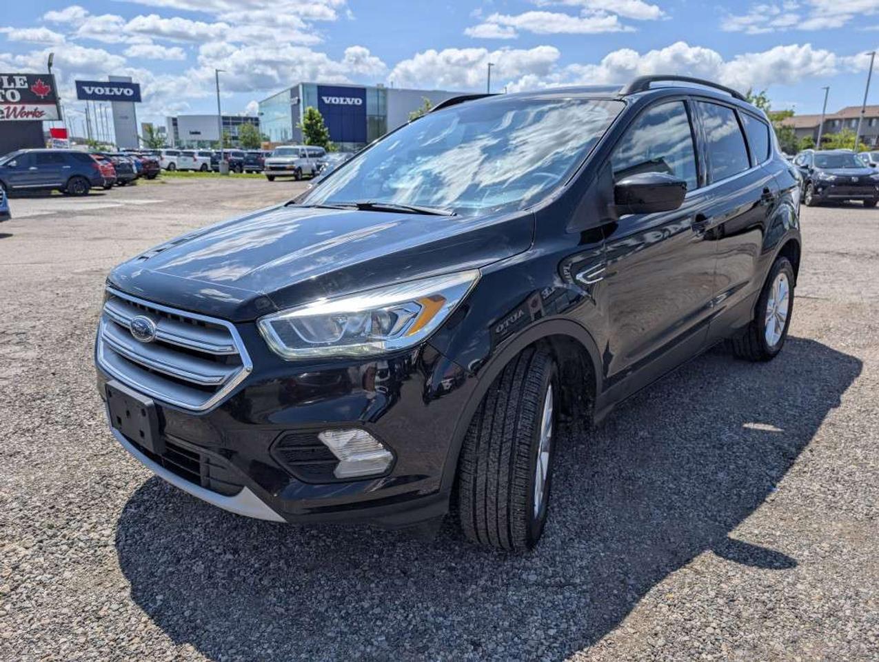 2017 Ford Escape SE 4WD   NAVI   CAMERA   HTD SEATS Photo