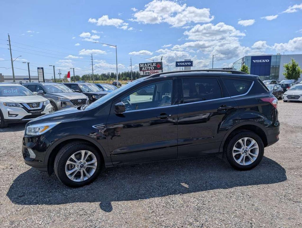 2017 Ford Escape SE 4WD   NAVI   CAMERA   HTD SEATS Photo