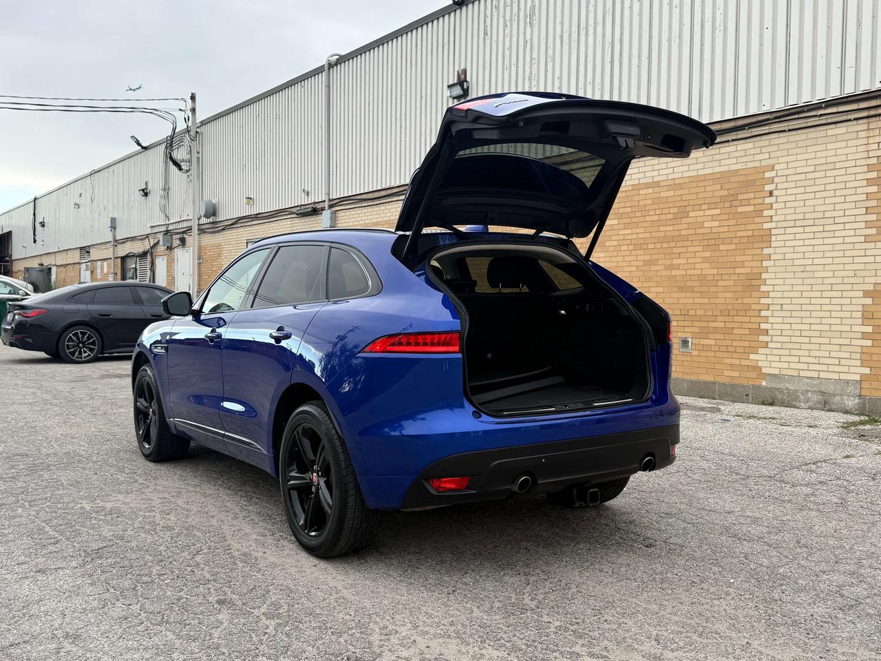 2019 Jaguar F-PACE No Accidents l 25T l R-Design l Prestige l AWD l Photo