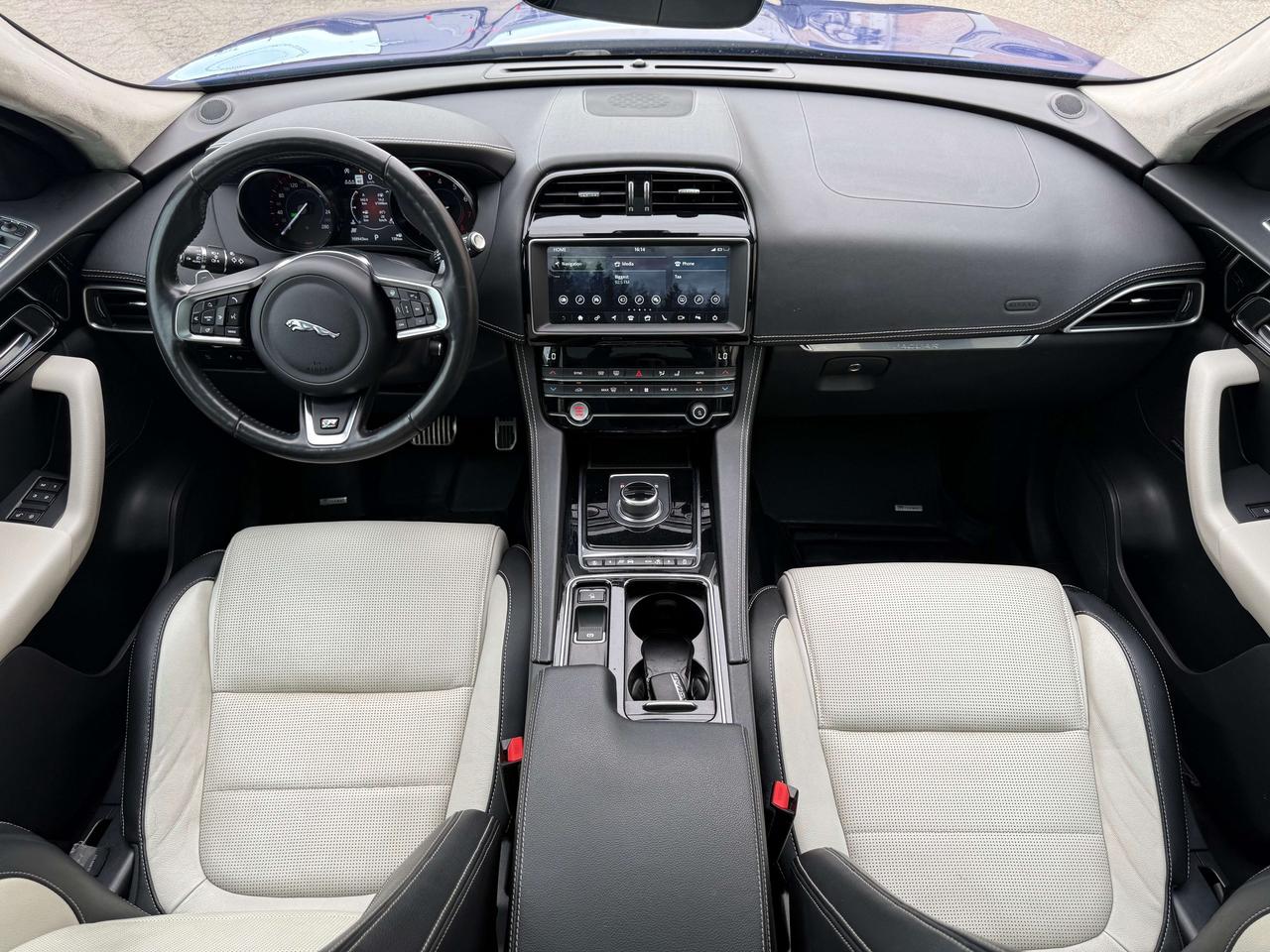 2019 Jaguar F-PACE No Accidents l 25T l R-Design l Prestige l AWD l Photo