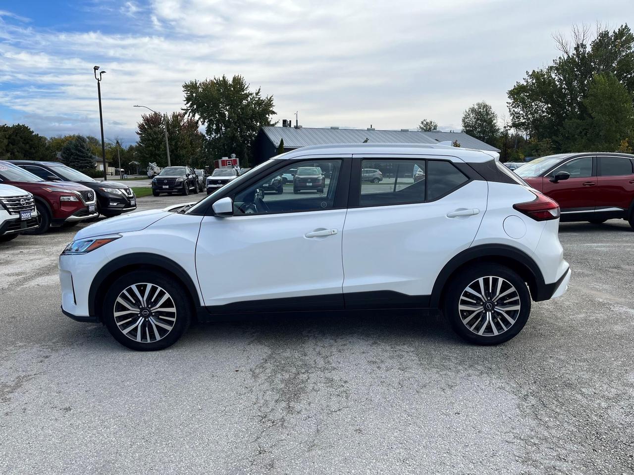 2022 Nissan Kicks SV 4dr Front-Wheel Drive Photo