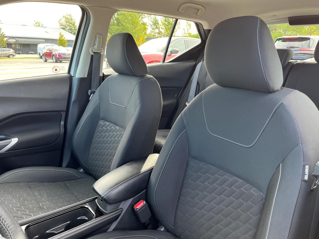 2022 Nissan Kicks SV 4dr Front-Wheel Drive Photo
