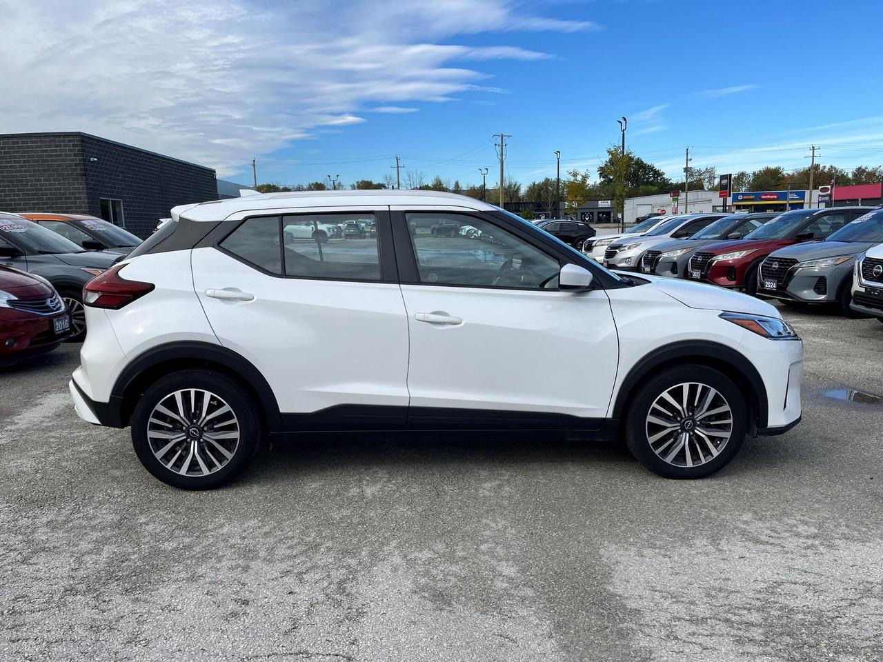 2022 Nissan Kicks SV 4dr Front-Wheel Drive Photo