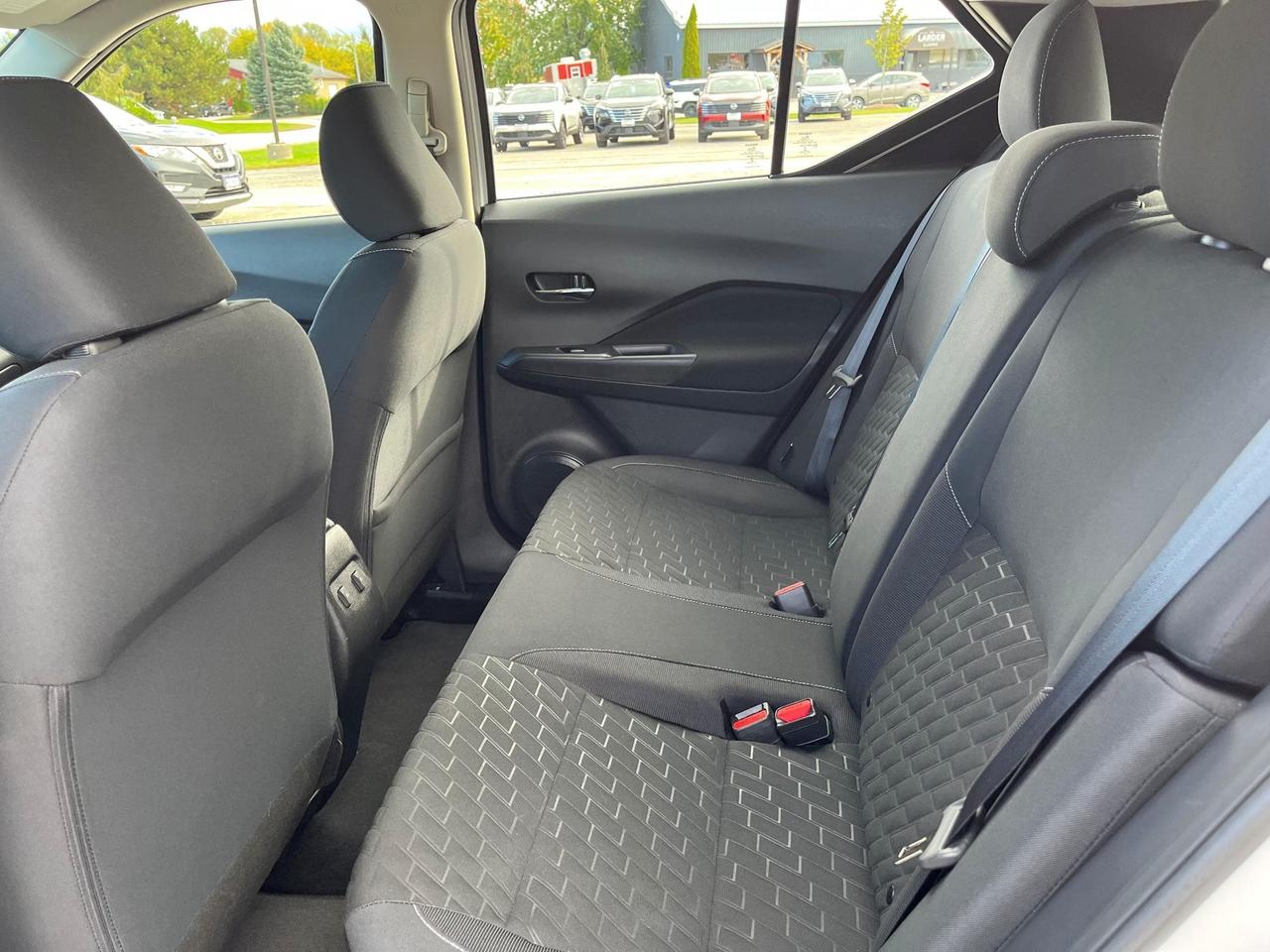 2022 Nissan Kicks SV 4dr Front-Wheel Drive Photo