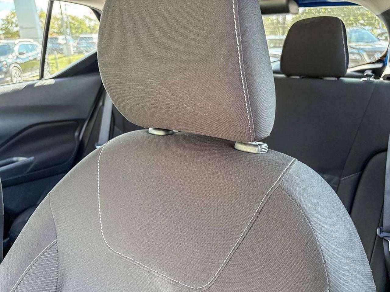 2023 Nissan Kicks SV   Apple Car Play   Android Auto   Heated Seats Photo