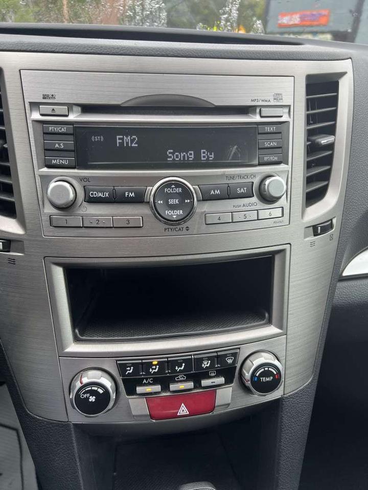 2010 Subaru Outback 2.5i Premium 4dr All-wheel Drive Photo