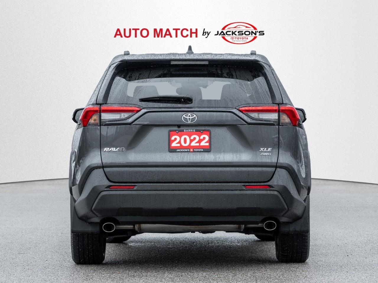 2022 Toyota RAV4 XLE 4dr All-wheel Drive Photo