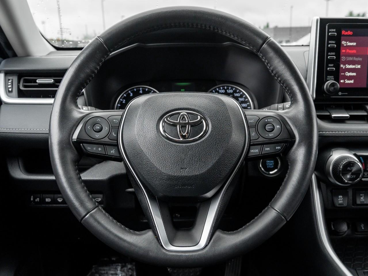2022 Toyota RAV4 XLE 4dr All-wheel Drive Photo