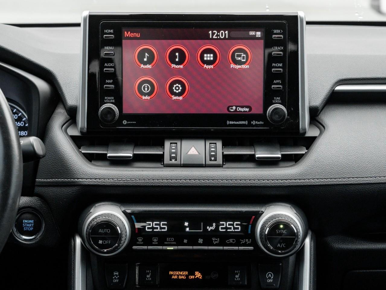 2022 Toyota RAV4 XLE 4dr All-wheel Drive Photo