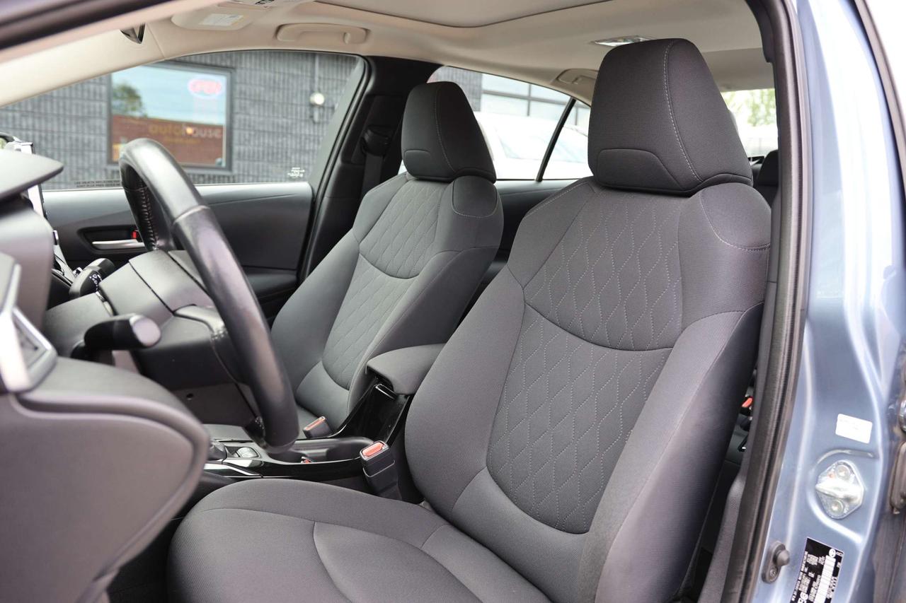 2020 Toyota Corolla LE-R STARTER/ADAPT CRUISE/BCAM/BLIS/FCW/LDW/H SEATS & STEERING/KEYLESS/CARPLAY/SUNROOF Photo