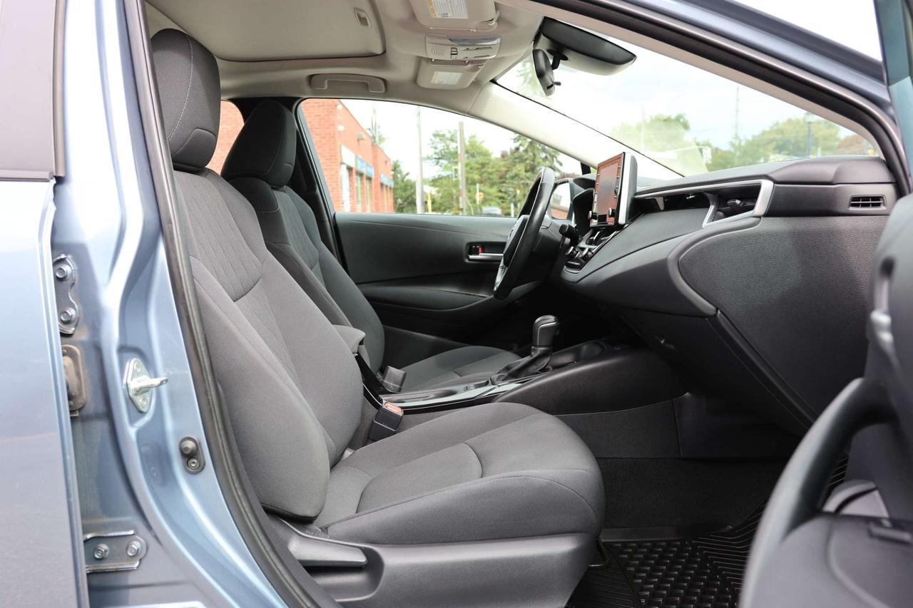 2020 Toyota Corolla LE-R STARTER/ADAPT CRUISE/BCAM/BLIS/FCW/LDW/H SEATS & STEERING/KEYLESS/CARPLAY/SUNROOF Photo