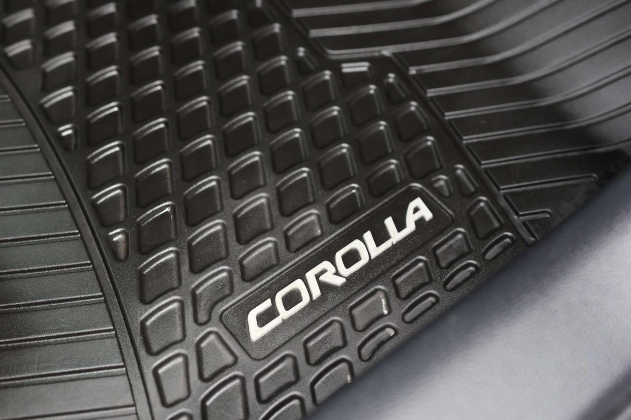 2020 Toyota Corolla LE-R STARTER/ADAPT CRUISE/BCAM/BLIS/FCW/LDW/H SEATS & STEERING/KEYLESS/CARPLAY/SUNROOF Photo