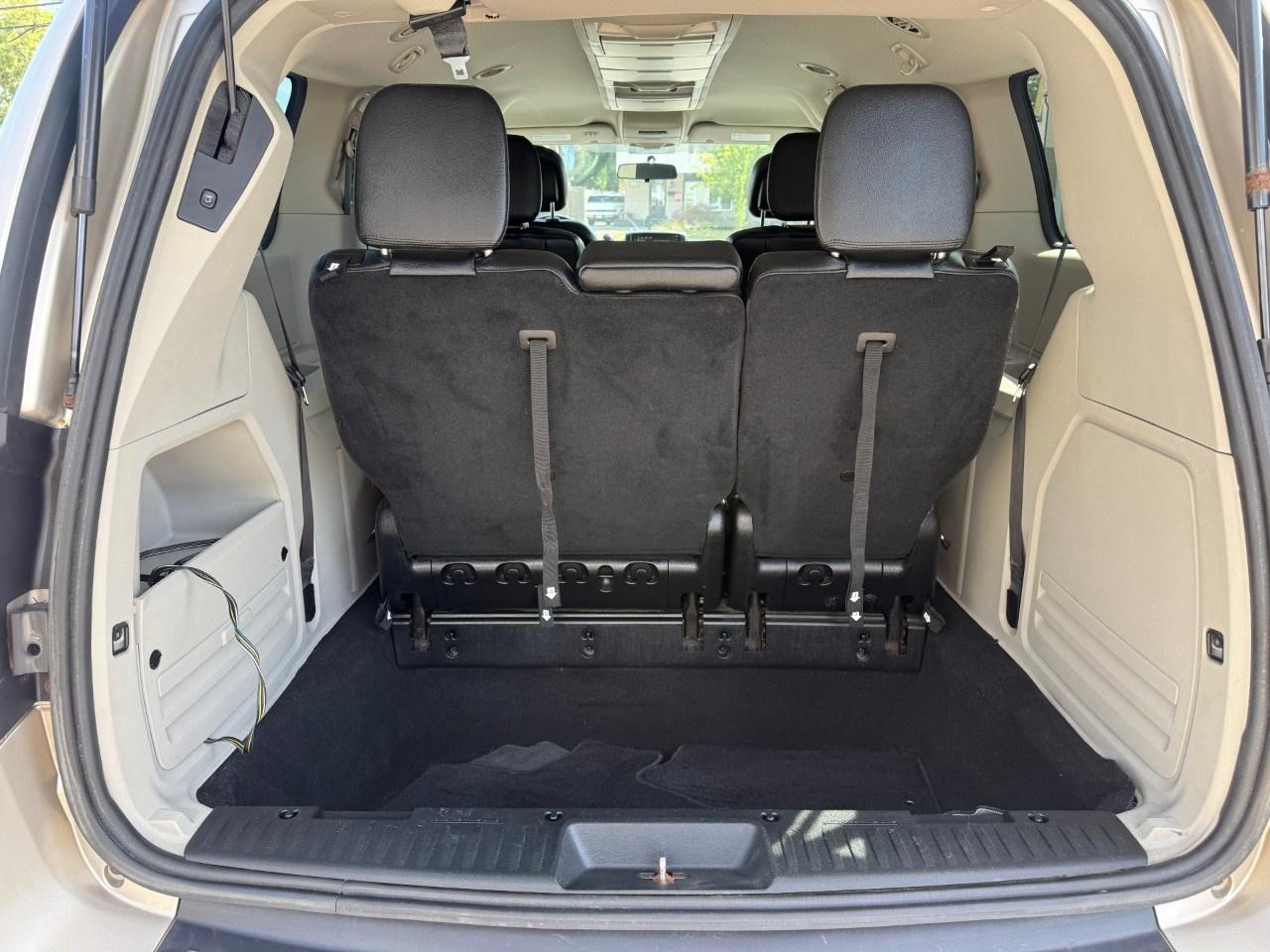 2015 Dodge Grand Caravan 4dr Wgn Crew Plus Photo