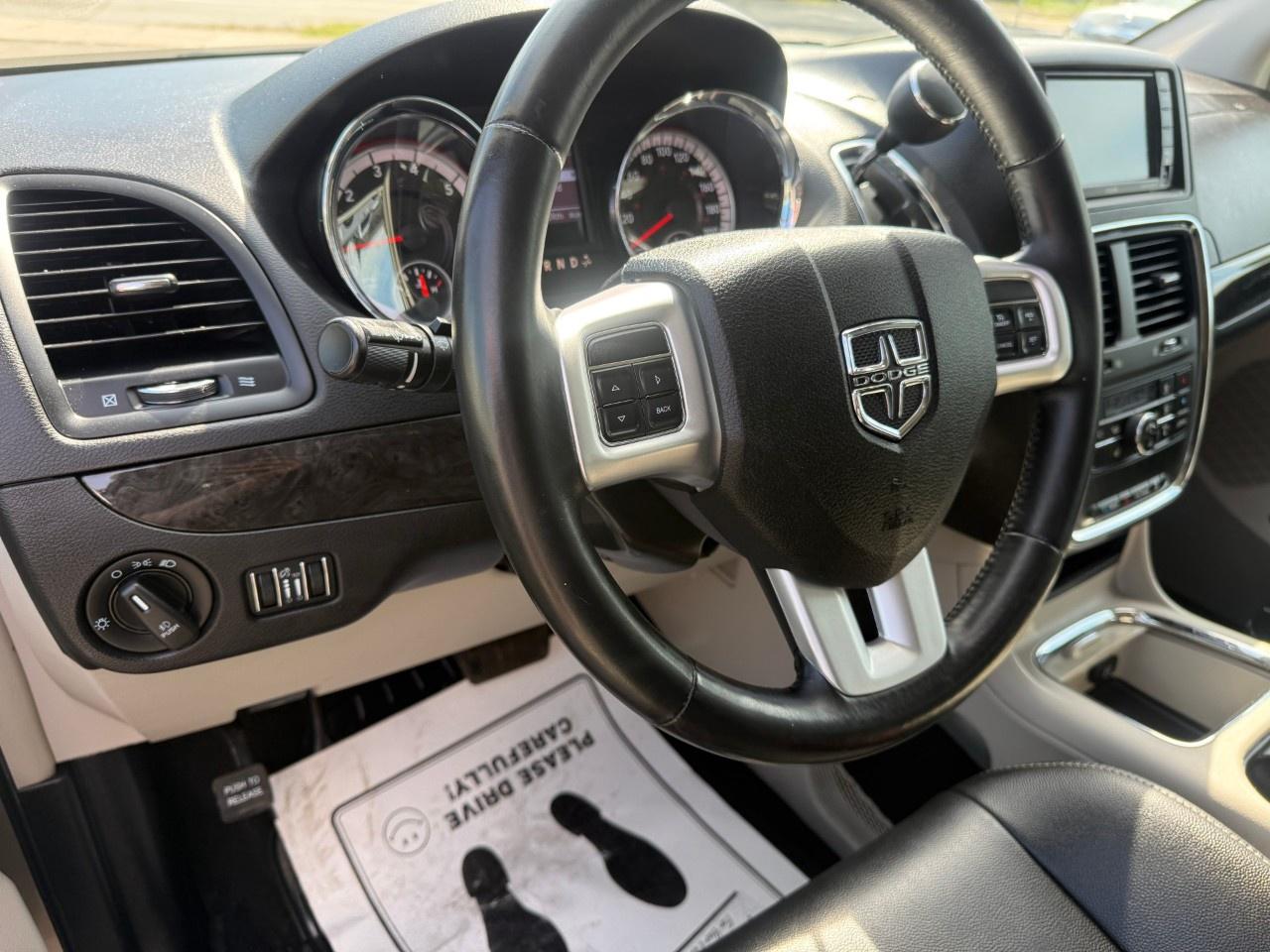 2015 Dodge Grand Caravan 4dr Wgn Crew Plus Photo