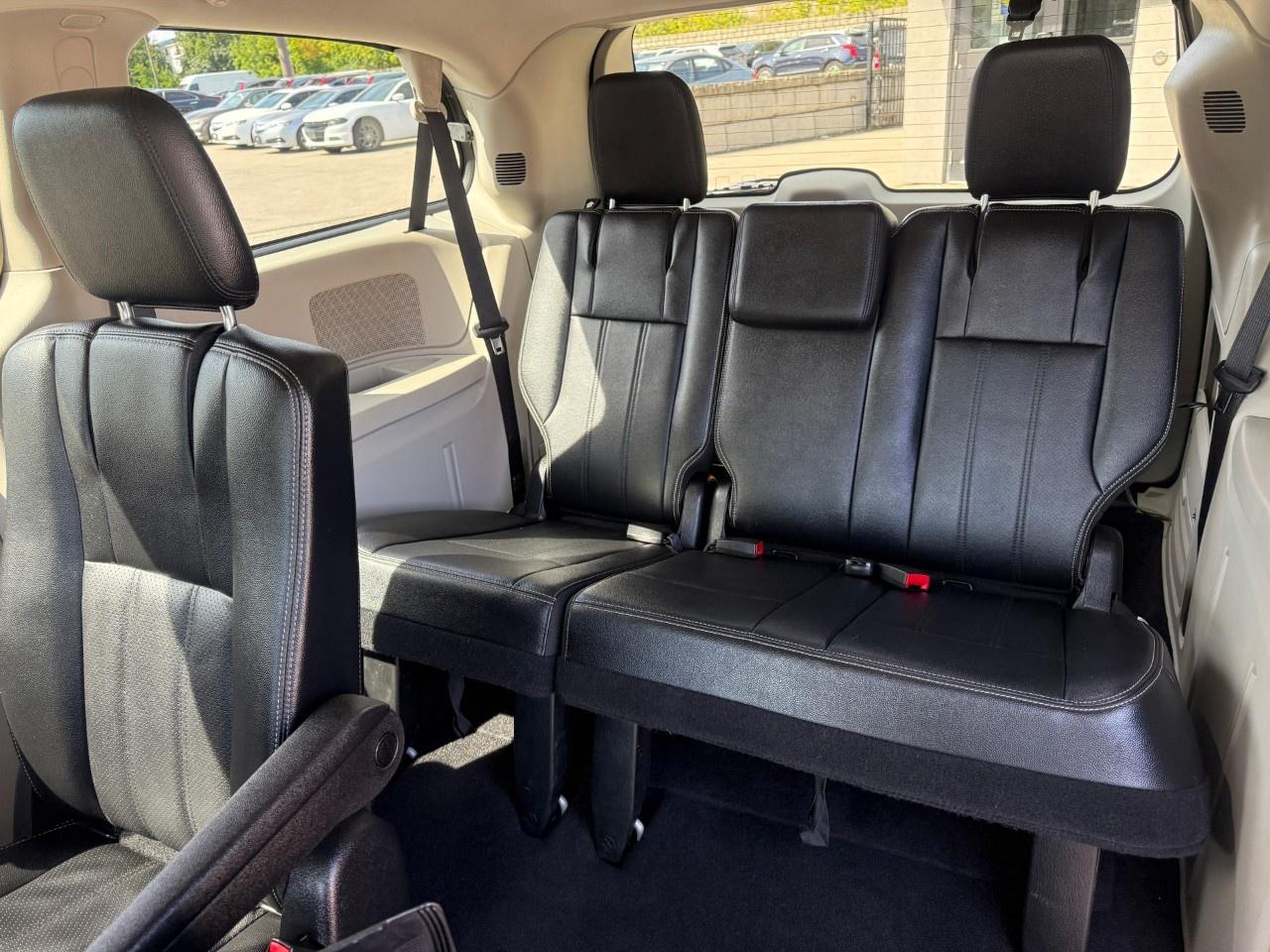 2015 Dodge Grand Caravan 4dr Wgn Crew Plus Photo