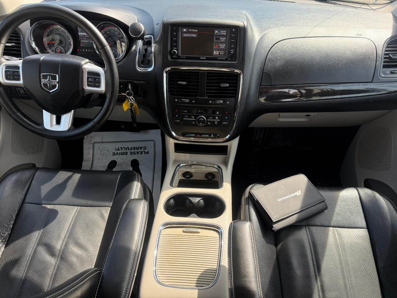 2015 Dodge Grand Caravan 4dr Wgn Crew Plus Photo