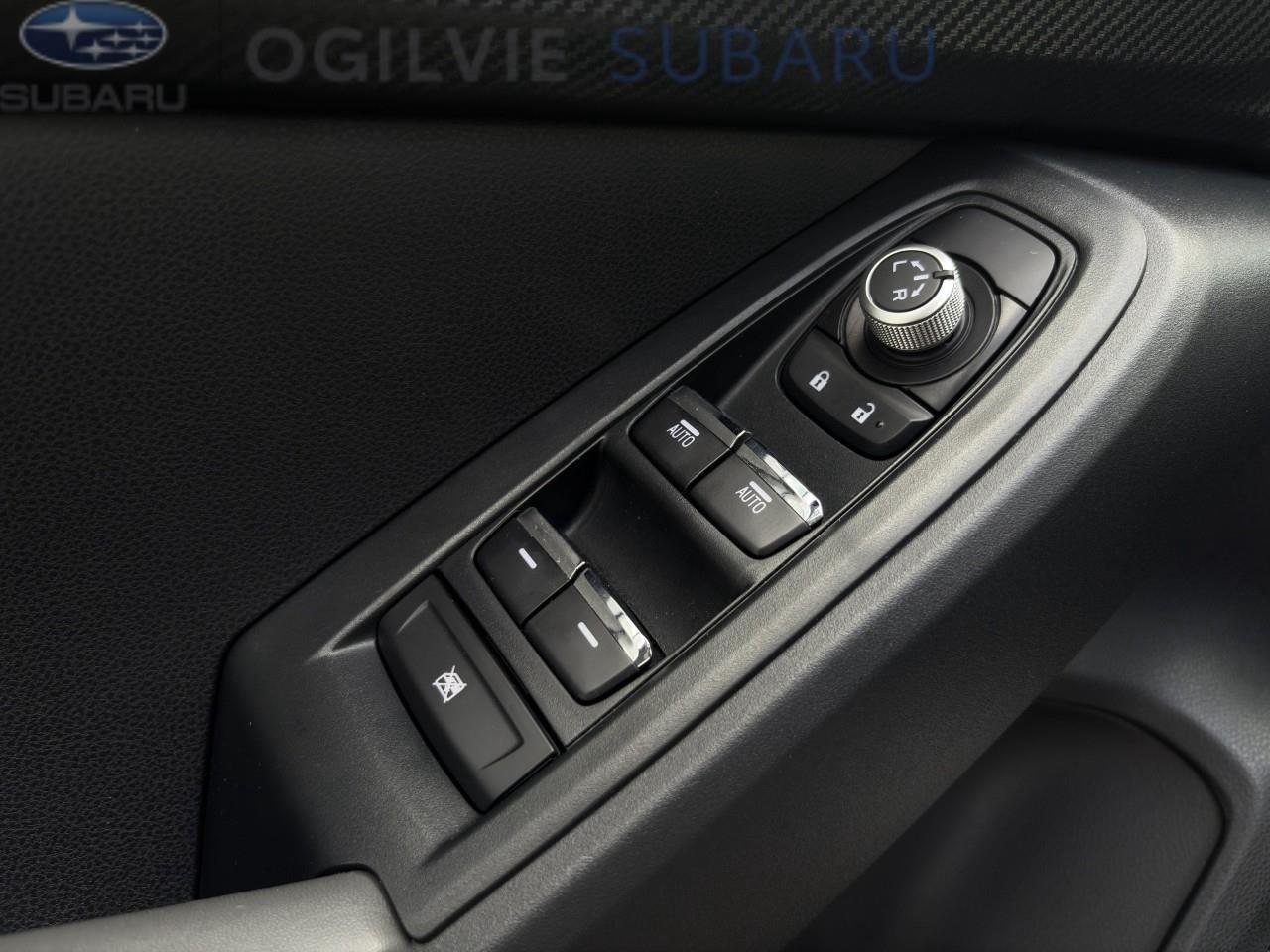 2024 Subaru Crosstrek Limited 4dr All-Wheel Drive Photo