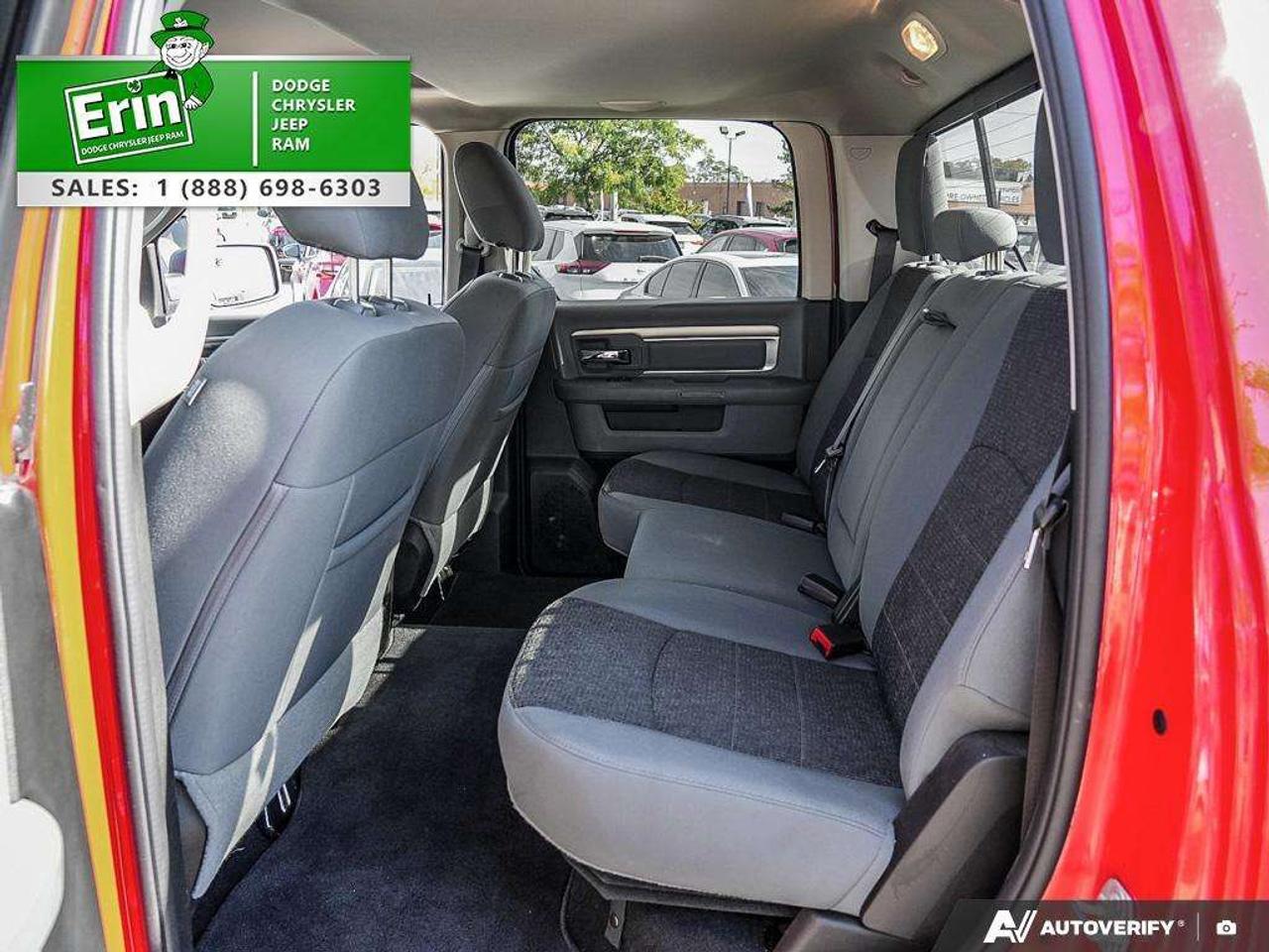 2020 RAM 1500 4x4 WARLOCK HEATED STEERING WHEEL LOW KMS Photo