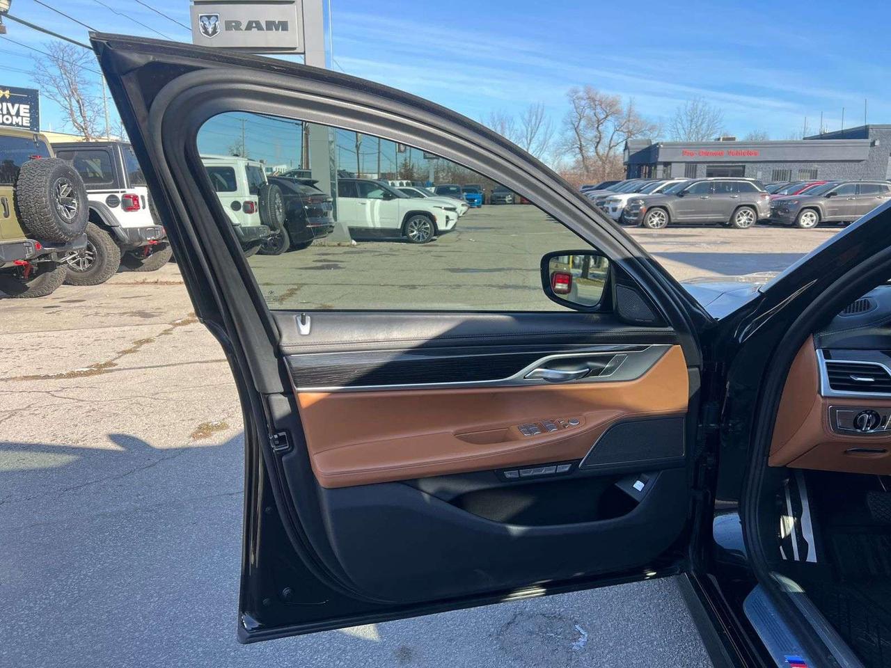 2018 BMW 7 Series 750Li xDrive Photo