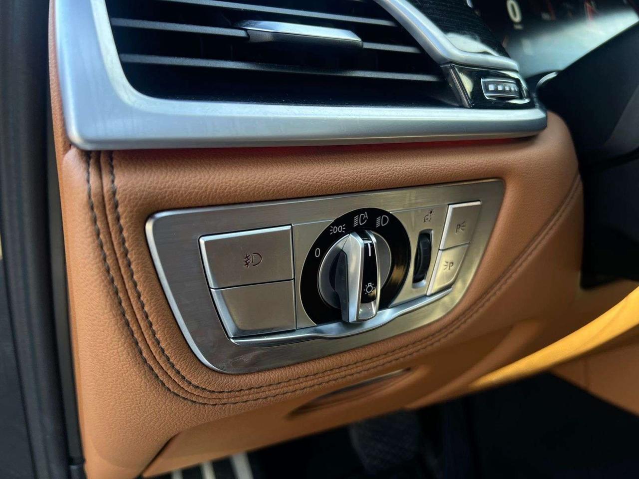 2018 BMW 7 Series 750Li xDrive Photo