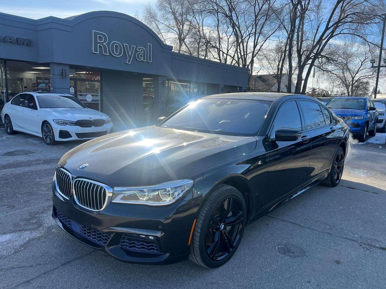 2018 BMW 7 Series 750Li xDrive Photo0
