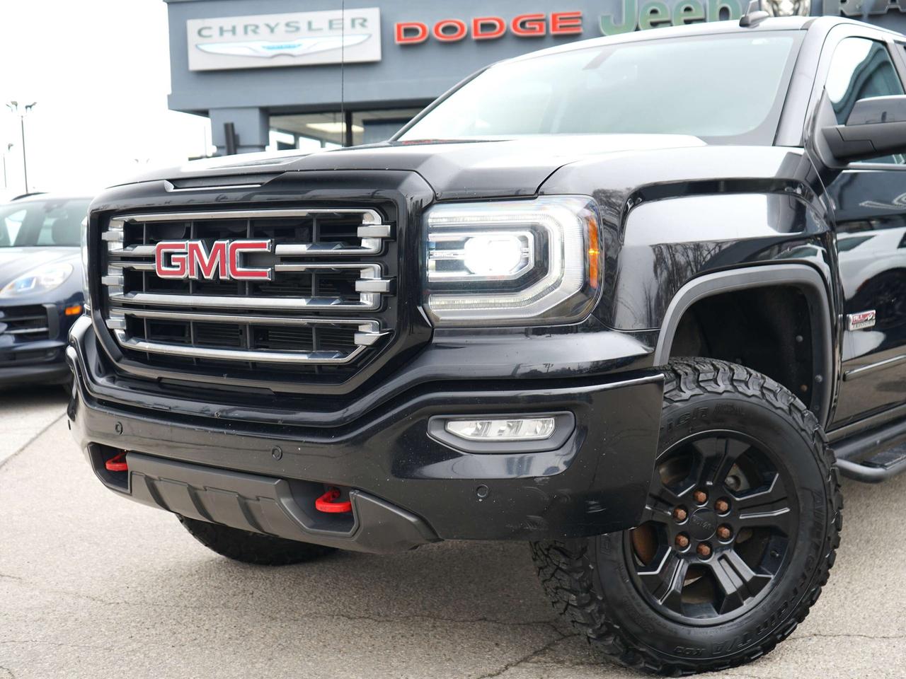 2017 GMC Sierra 1500 SLT Photo5