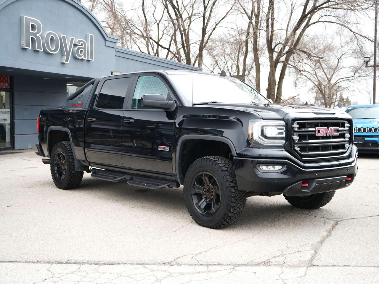 2017 GMC Sierra 1500 SLT Photo