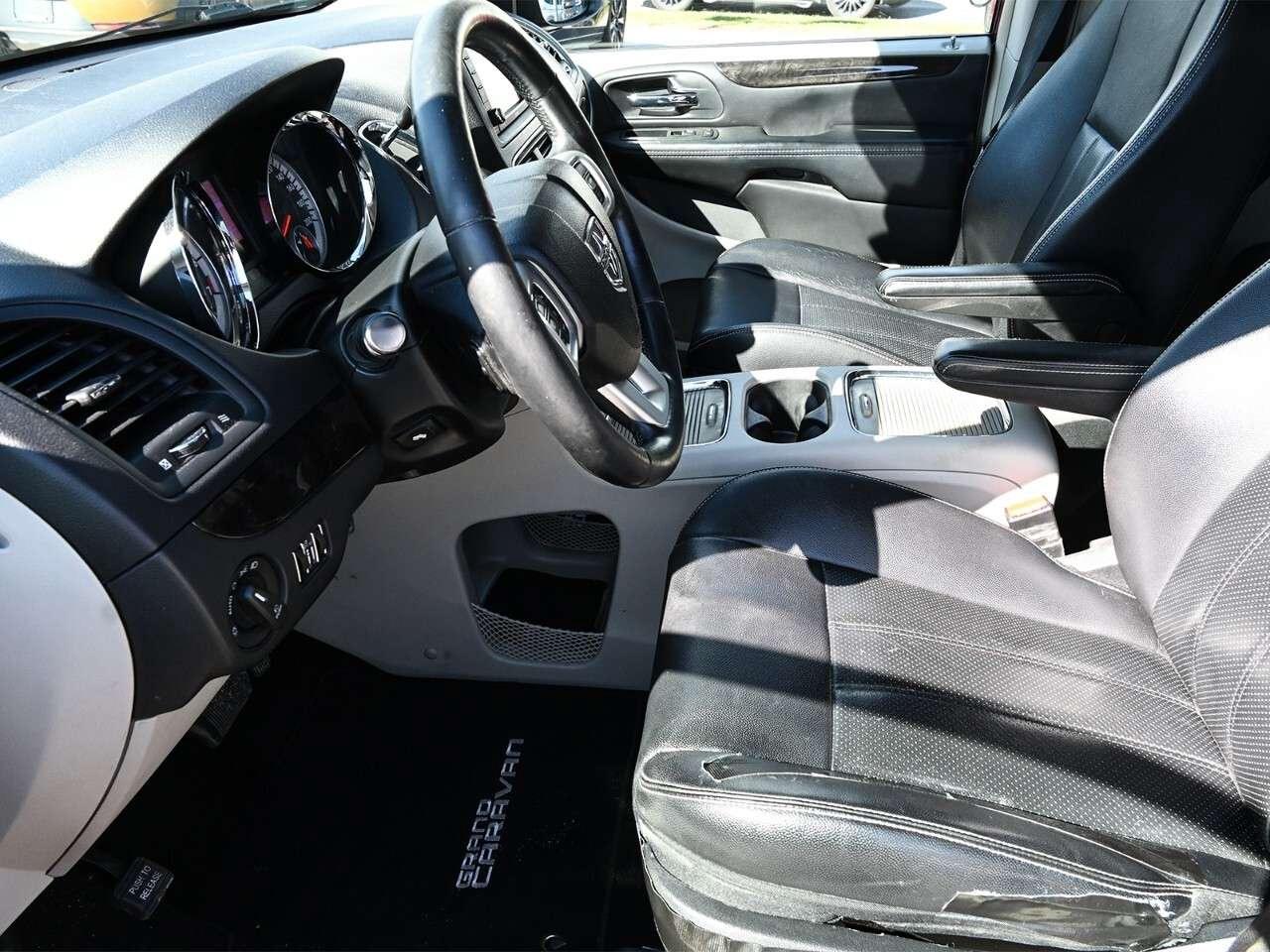 2014 Dodge Grand Caravan 4dr Wgn Crew Photo