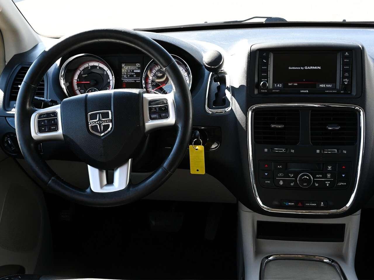 2014 Dodge Grand Caravan 4dr Wgn Crew Photo