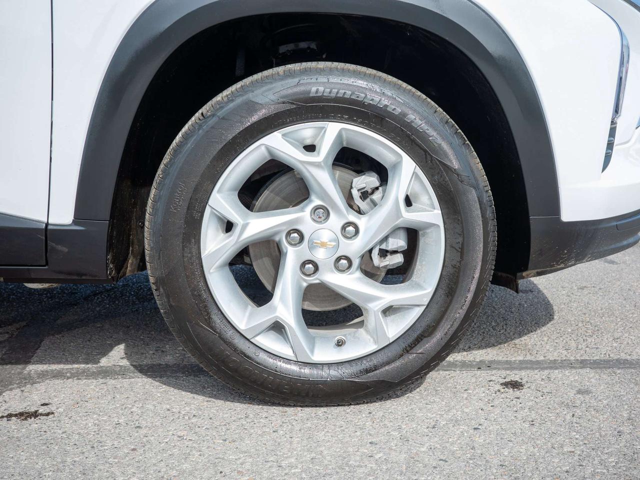 2025 Chevrolet Trax LS - Lane Keeping Assist   Remote Engine Start Photo