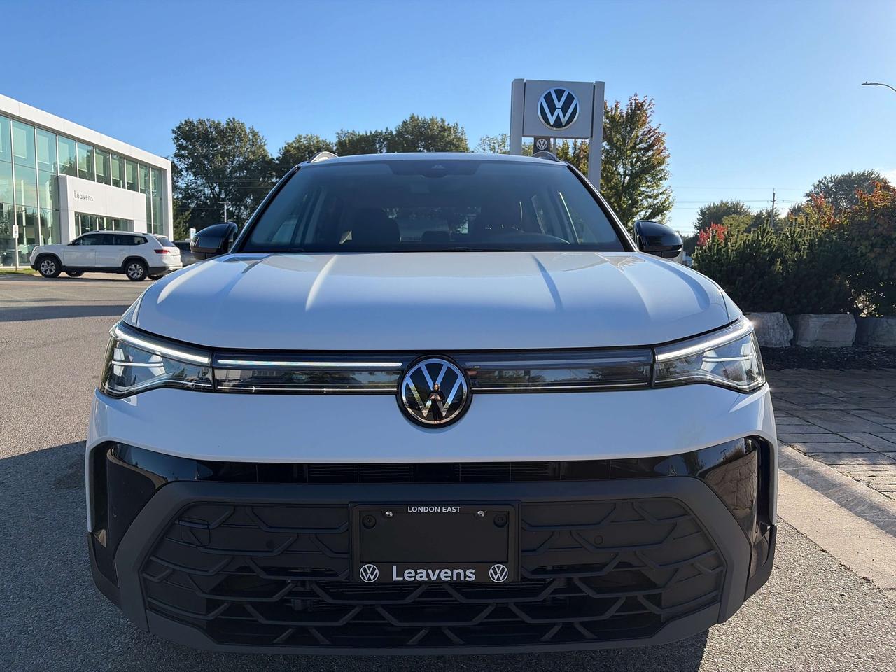 2026 Volkswagen Taos Comfortline Black Edition Photo