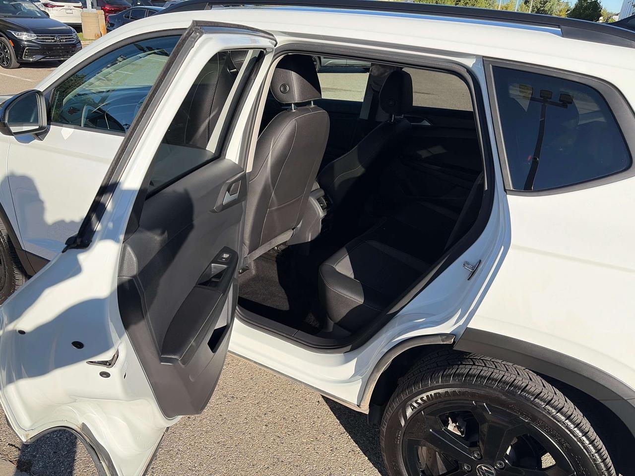 2026 Volkswagen Taos Comfortline Black Edition Photo