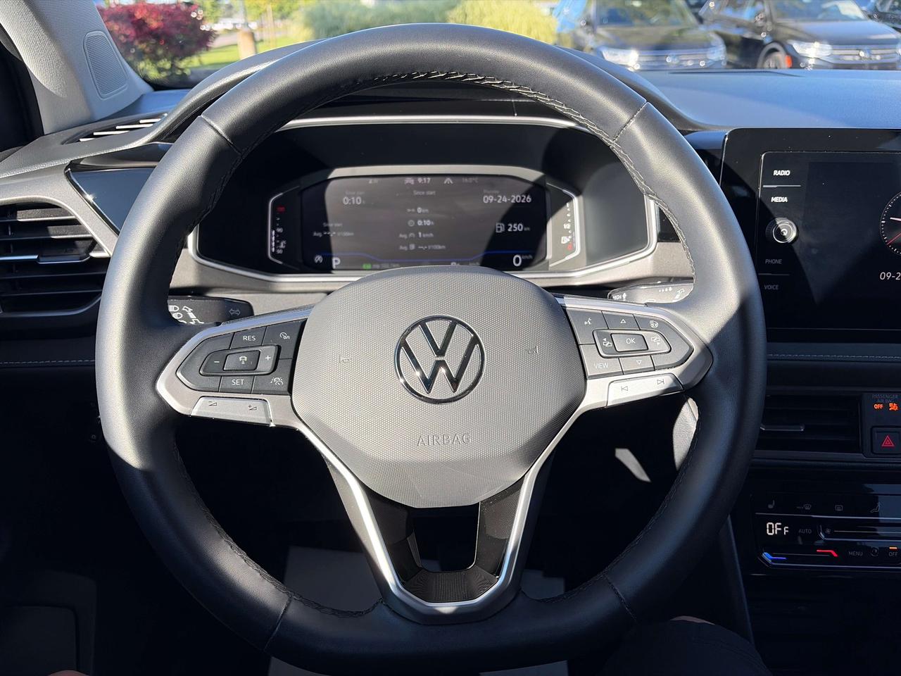 2026 Volkswagen Taos Comfortline Black Edition Photo