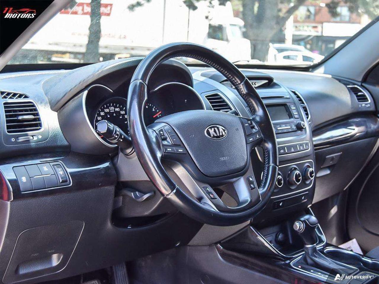 2014 Kia Sorento AWD 4dr V6 Auto LX Photo