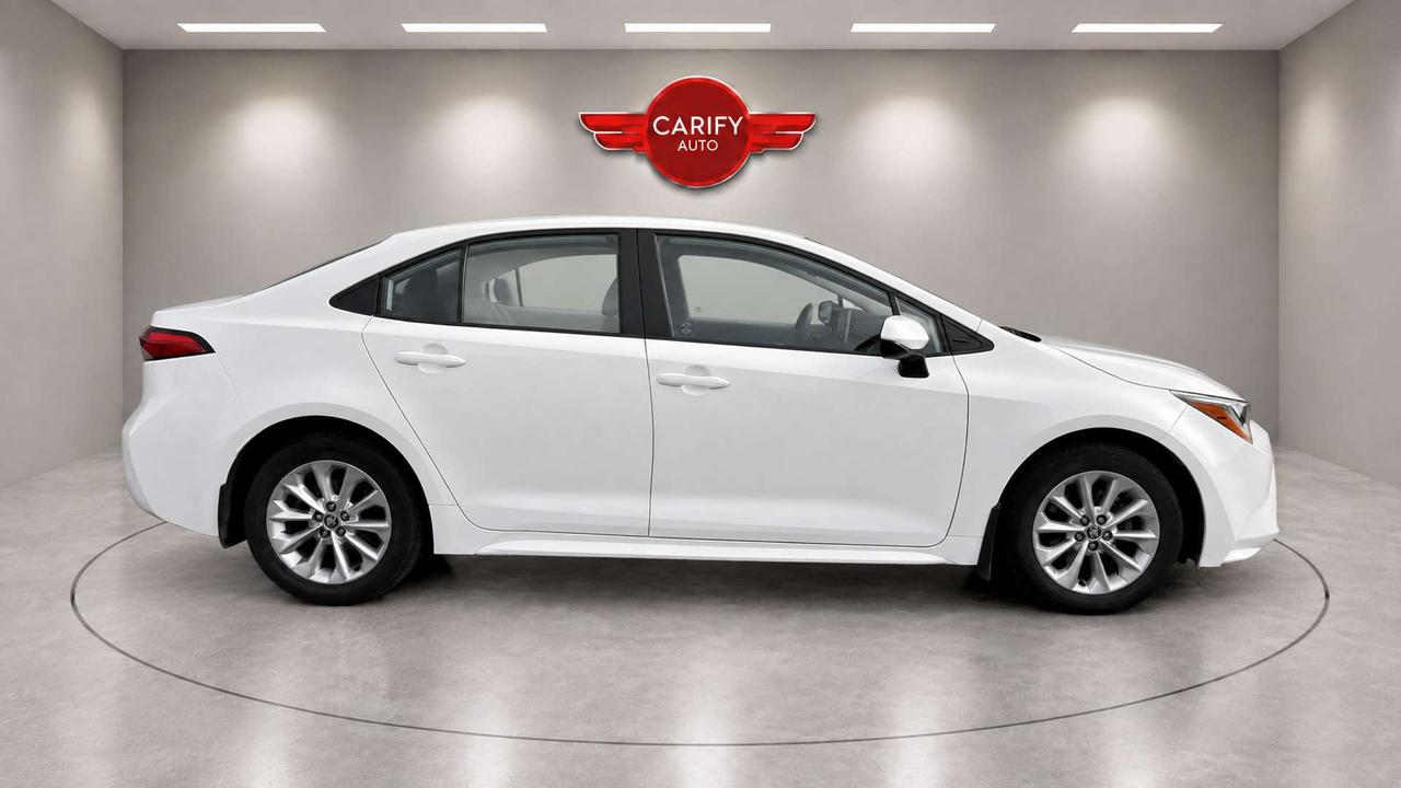 2021 Toyota Corolla LE   Certified   LOW KM   Sunroof Photo