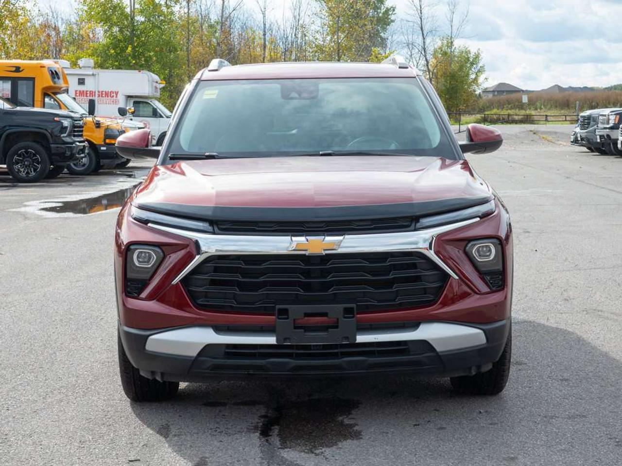2024 Chevrolet TrailBlazer LT - Cross-Traffic Alert   Heated Front Seats Photo2