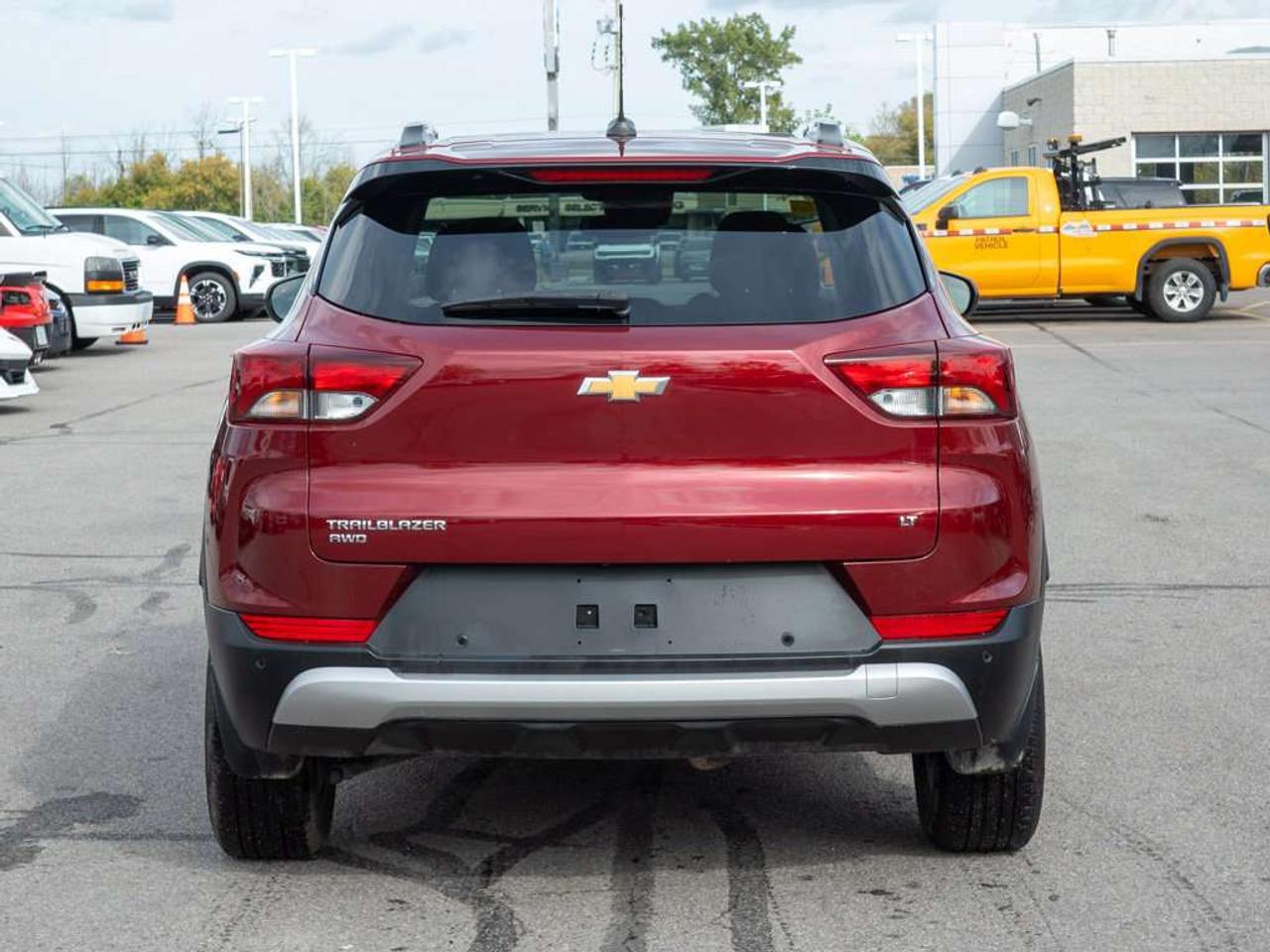 2024 Chevrolet TrailBlazer LT - Cross-Traffic Alert   Heated Front Seats Photo