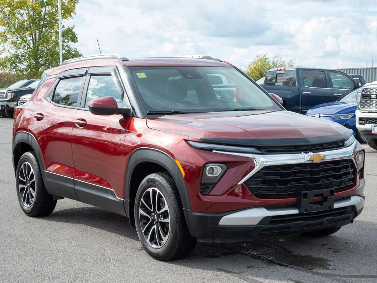 2024 Chevrolet TrailBlazer LT - Cross-Traffic Alert   Heated Front Seats Photo