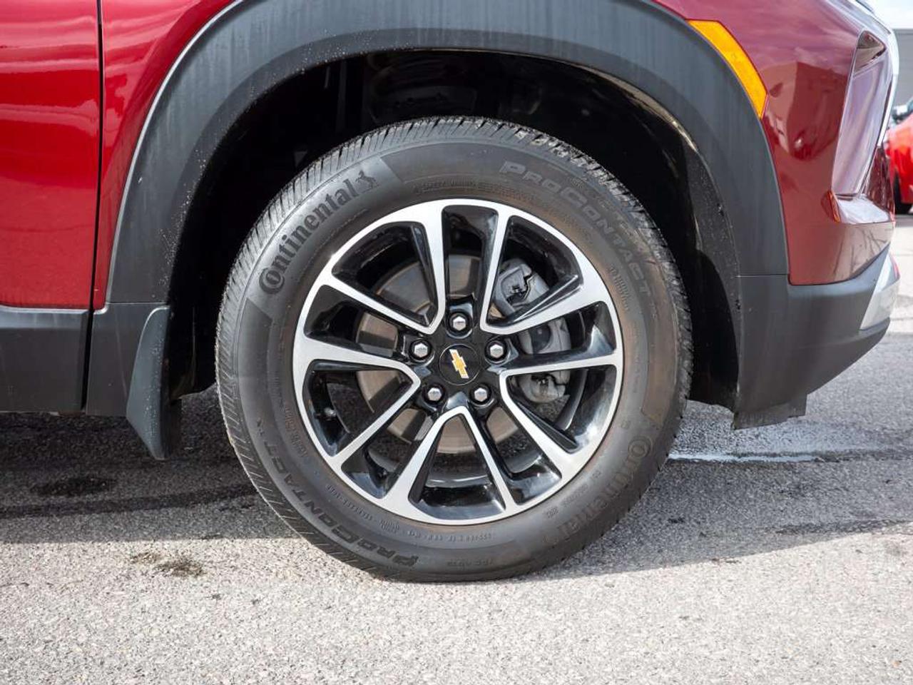 2024 Chevrolet TrailBlazer LT - Cross-Traffic Alert   Heated Front Seats Photo