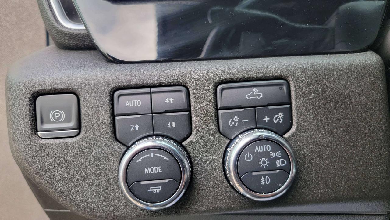 2022 GMC Sierra 1500 4WD Crew Cab 147  Elevation Photo