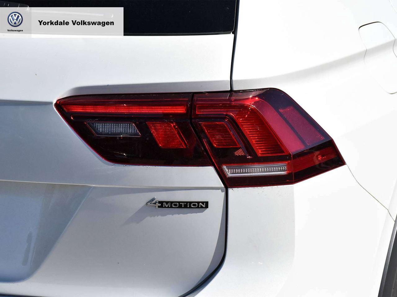 2023 Volkswagen Tiguan Comfortline R-Line Black Edition Photo