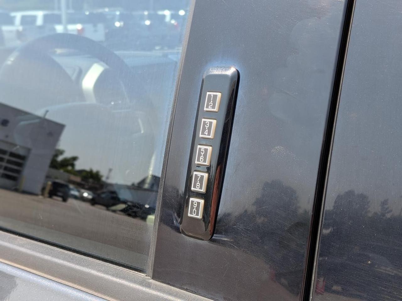 2017 Ford F-150  Photo
