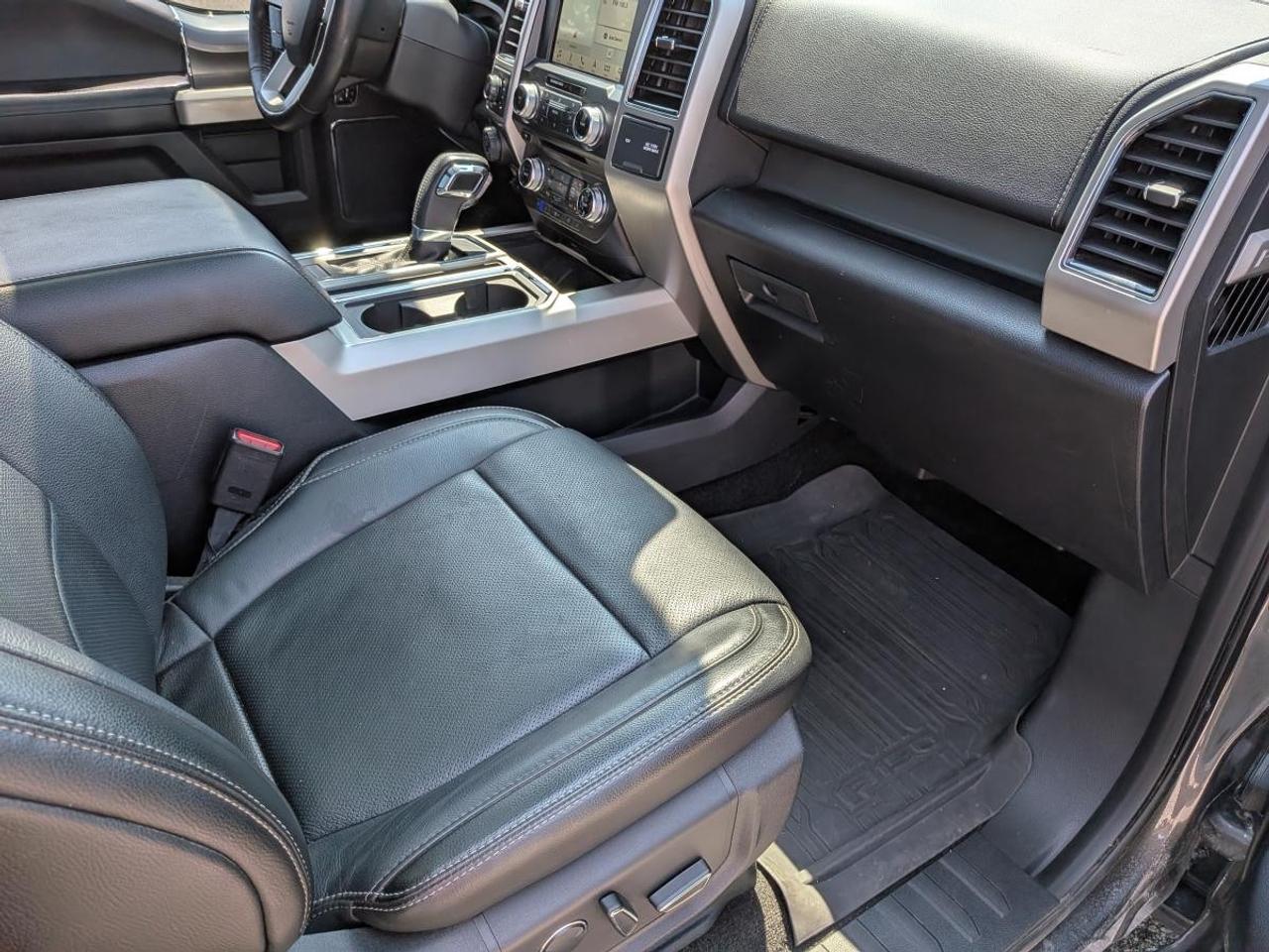 2017 Ford F-150  Photo