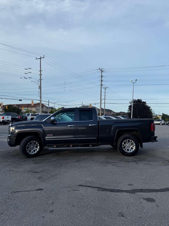 2016 GMC Sierra 1500 4WD Double Cab 143.5 SLE 6'6 Box Photo