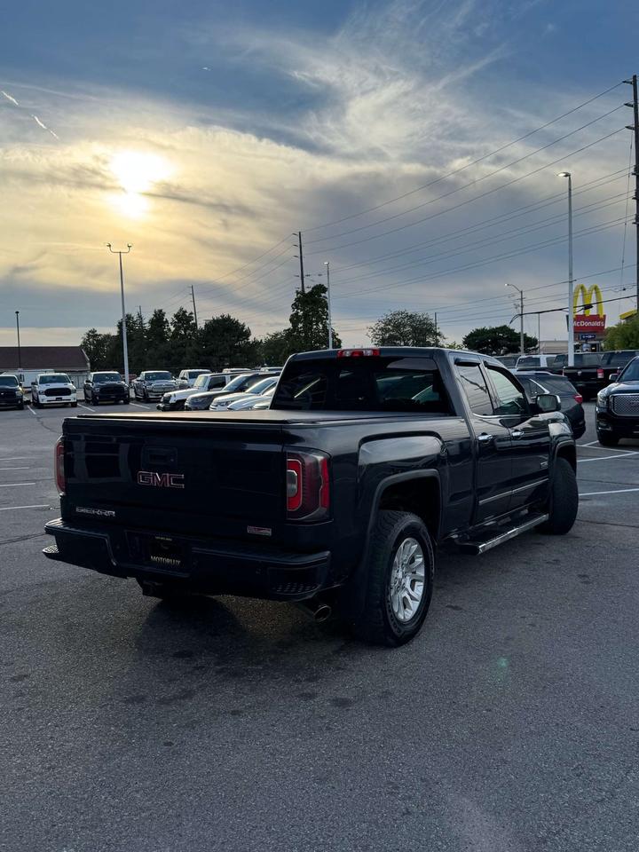 2016 GMC Sierra 1500 4WD Double Cab 143.5 SLE 6'6 Box Photo